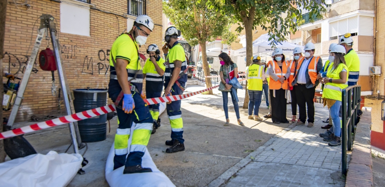 Obras Aguas de Huelva en calle Condado
