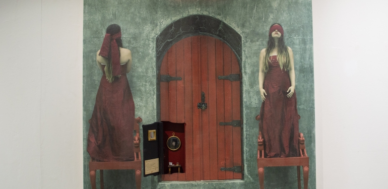 Exposición Armas de Mujer