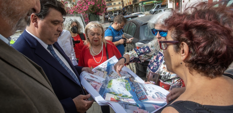 Nueva Plaza Pública en Viaplana