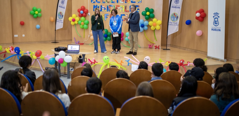 Manuela Pérez Rodríguez, elegida alcaldesa infantil de Huelva