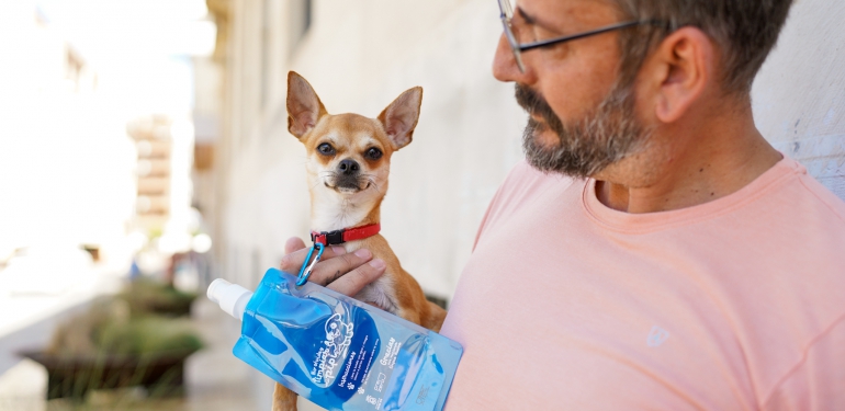 Botellas pipí Perros