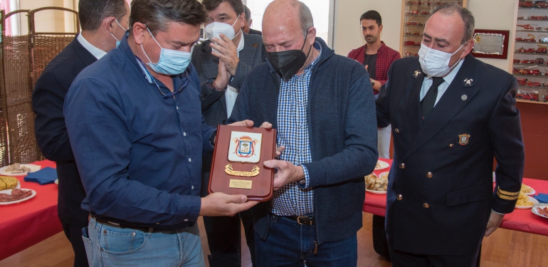 Día de Los Bomberos