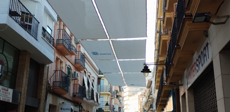 montaje toldos calles