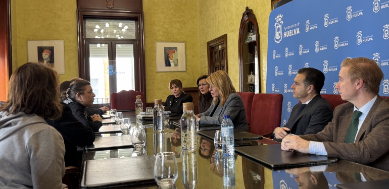 monumento víctimas accidente tren huelva