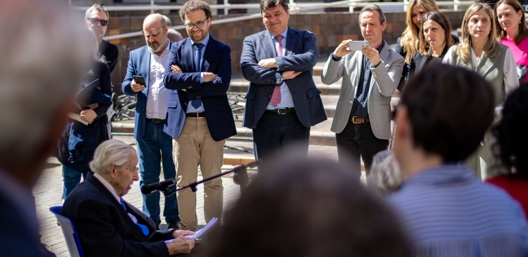 Relieve José Manuel de Lara