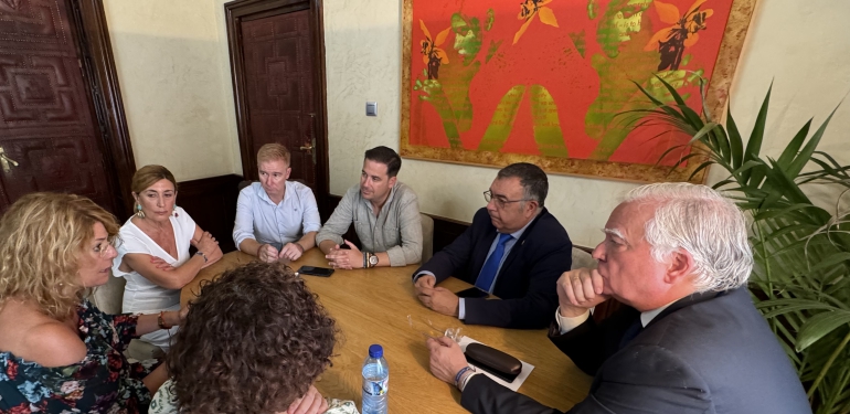 Reunión congreso virgen amargura