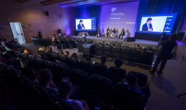Alcalde en Seminario UHU