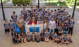 El Ayuntamiento homenajea al Recreativo IES La Orden tras revalidar su título de campeón de España de bádminton por novena vez