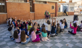 Actividad en la biblioteca de Pío XII