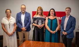 El Ayuntamiento y Cáritas ratifican su alianza por las familias onubenses más vulnerables