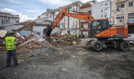 Derribo en Viaplana
