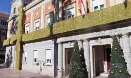 Fachada Ayto Huelva en Navidad