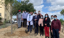 Plantación en Hospital Vázquez Díaz
