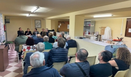 El Ayuntamiento propone a los vecinos y colectivos del distrito V la construcción de una piscina pública en la parcela de la ant