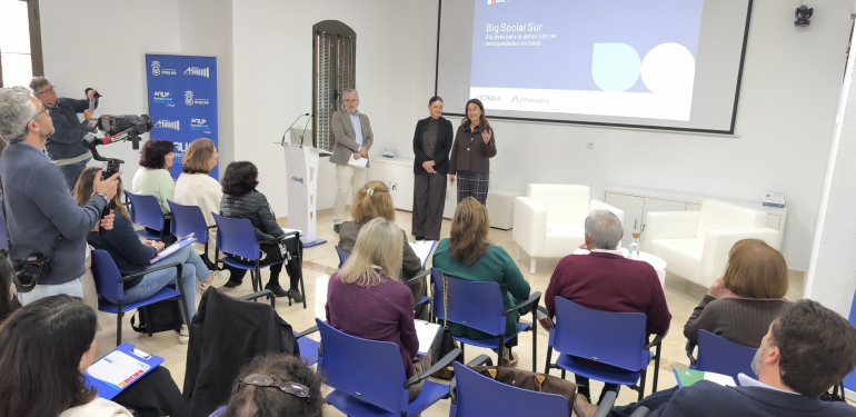 mesa pacto social agua huelva